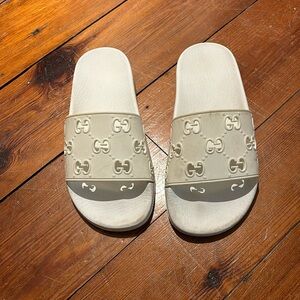 Gucci slides